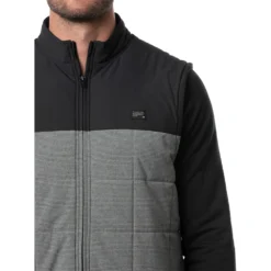 TravisMathew Zappers Mens Golf Vest -Travis Mathew Shop 22675 BLACK0BLK 2 faf82634 c6d2 4607 a710 67449e3ba44c
